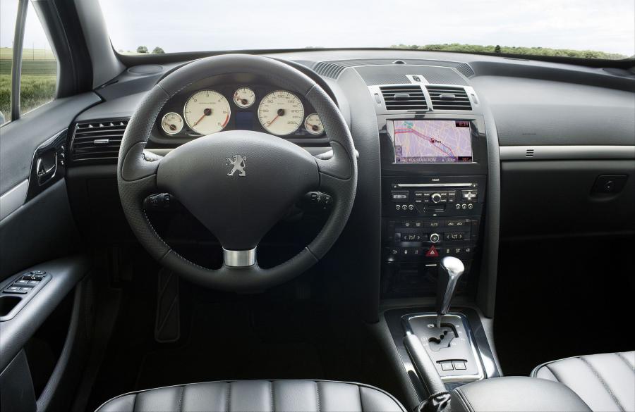  Peugeot 407 2008 года  (фото 10 из 29)